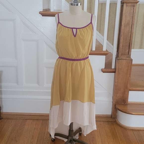 WILLOW & CLAY Block Dress Size Medium - Picture 2 of 7